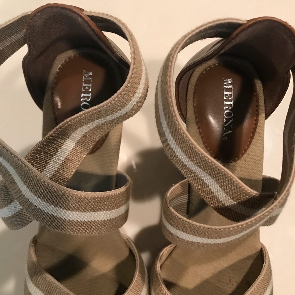 Wedge sandals